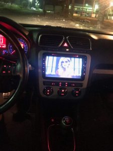 فولكس فاجن إيوس