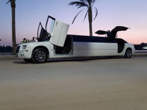 كرايسلر C300 ليموزين