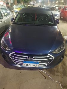 هيونداي إلنترا