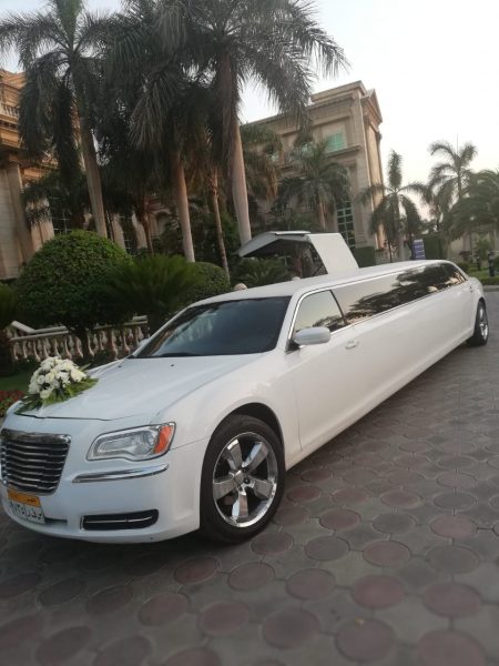 كرايسلر C300 ليموزين