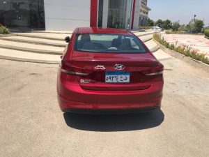 هيونداي إلنترا