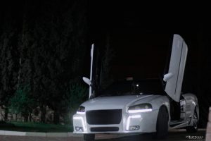 فولكس فاجن إيوس