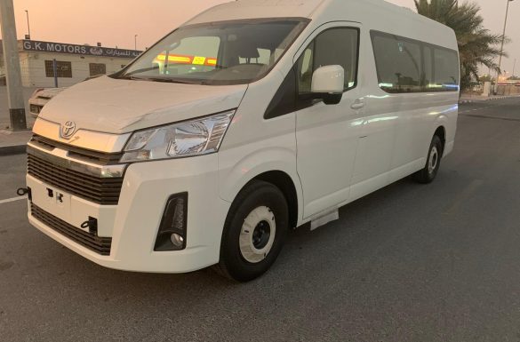 تويوتا هاي اس فان