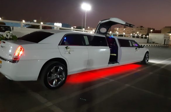 ليموزين ذهاب وعودة للمطار