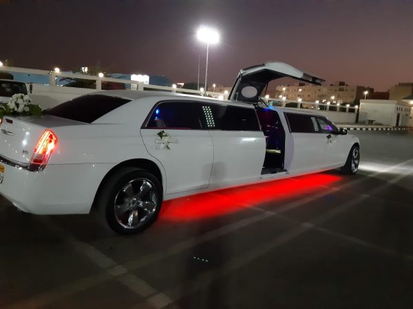 ليموزين ذهاب وعودة للمطار