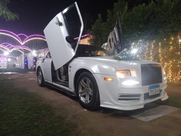 سيارات فخمة"المنتهى ليموزين"