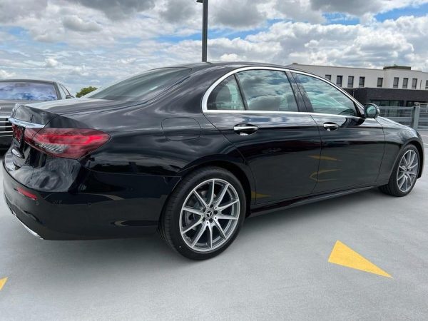 سيارات للشركات والمؤتمرات