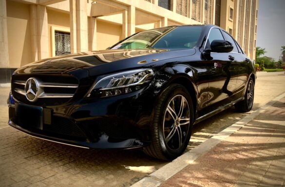 أحدث وأفخم أنواع السيارات